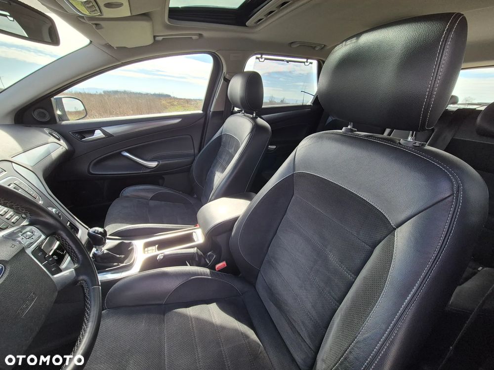 Ford Mondeo 2.0 TDCi Titanium S - 23