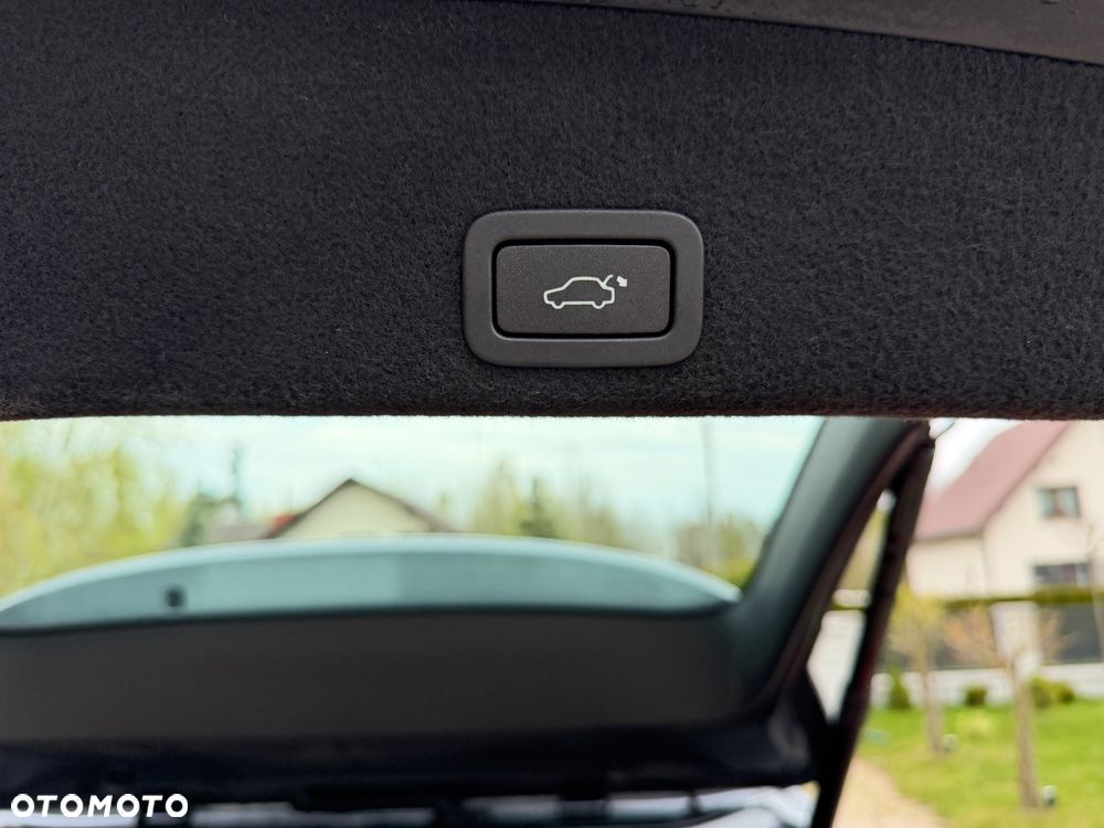 Volvo XC 60 D3 SCR Momentum - 8