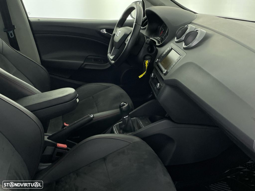 SEAT Ibiza 1.0 TSI FR - 23
