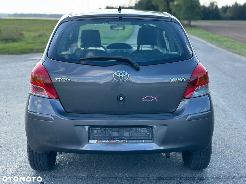 Toyota Yaris 1.0 Active - 5