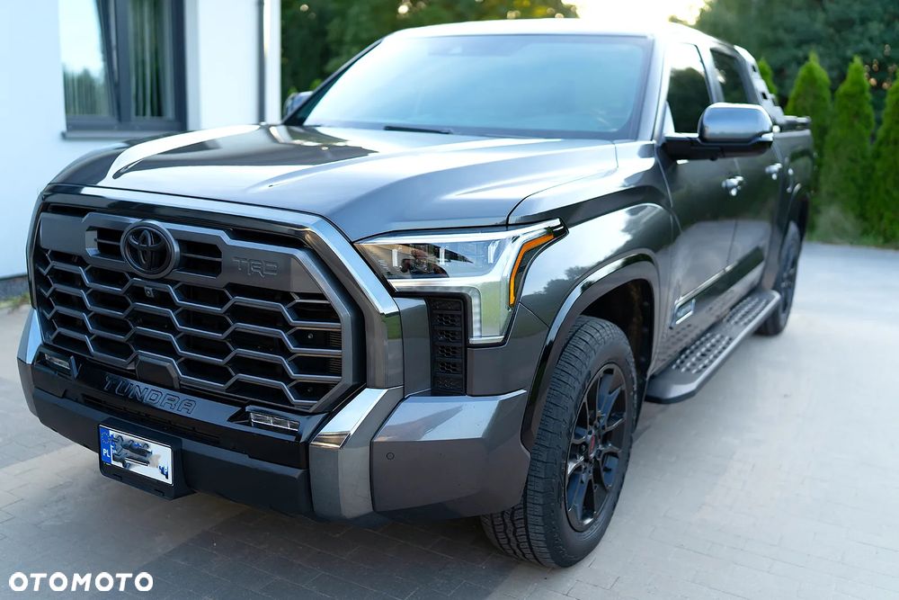 Toyota Tundra - 2