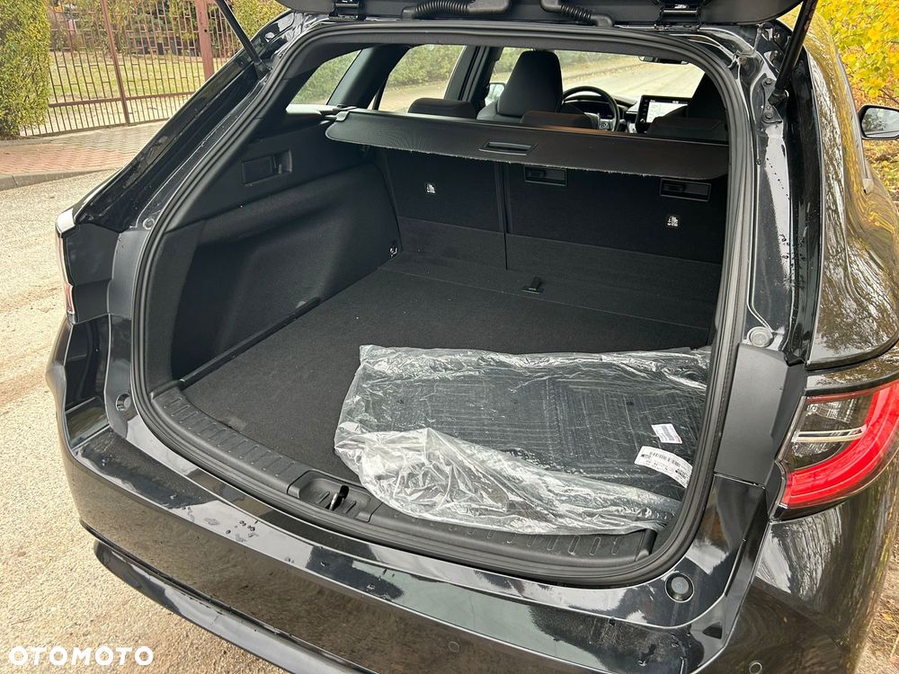 Toyota Corolla 1.8 Hybrid GPF Comfort - 24