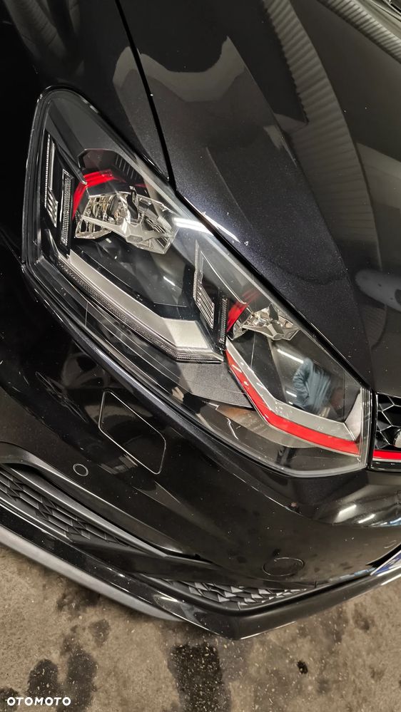 Volkswagen Polo 1.8 TSI (Blue Motion Technology) DSG GTI - 25