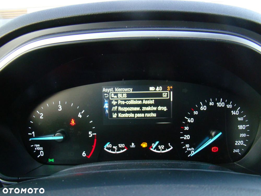 Ford Focus 2.0 TDCi Titanium ASS - 27