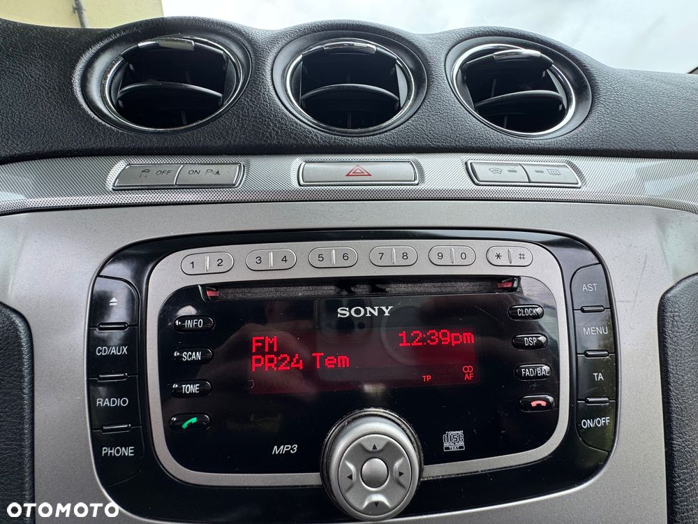 Ford S-Max - 37