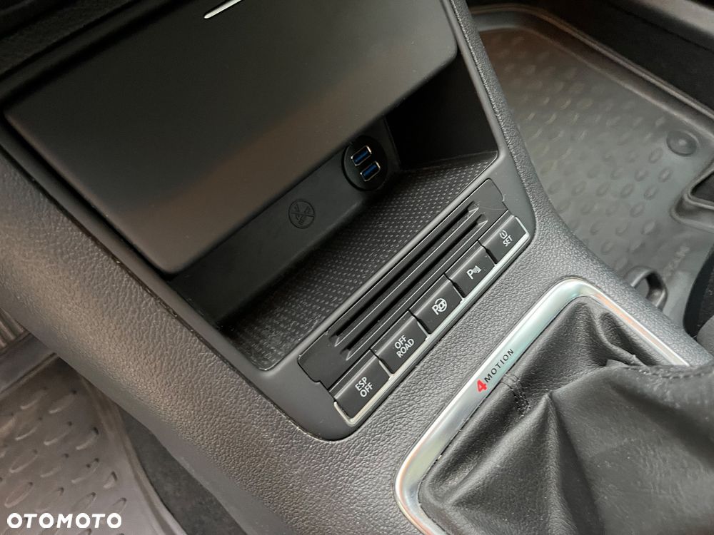 Volkswagen Tiguan 2.0 TDI DPF 4Motion BlueMotion Technology Sport & Style - 14