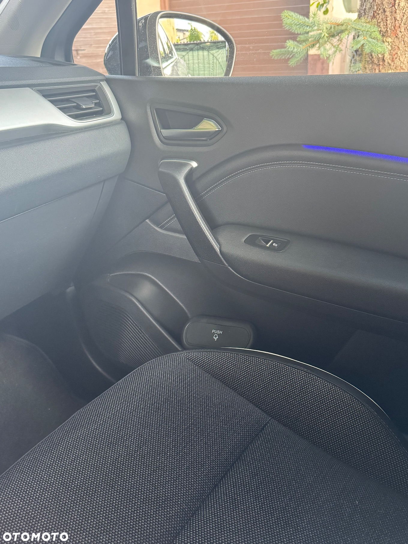 Renault Captur - 12
