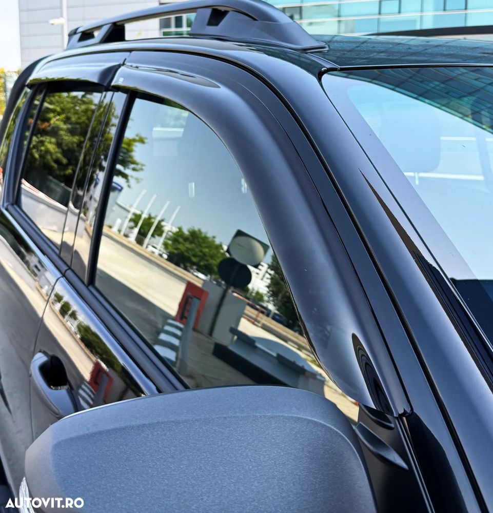 Toyota Hilux 2.8D 204CP 4x4 Double Cab AT MHEV Invincible - 13