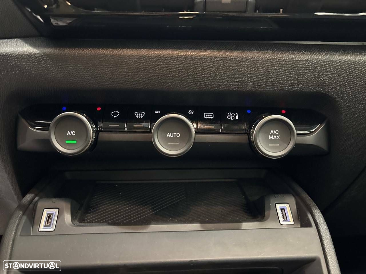 Citroën e-C4 50 kWh Shine - 18