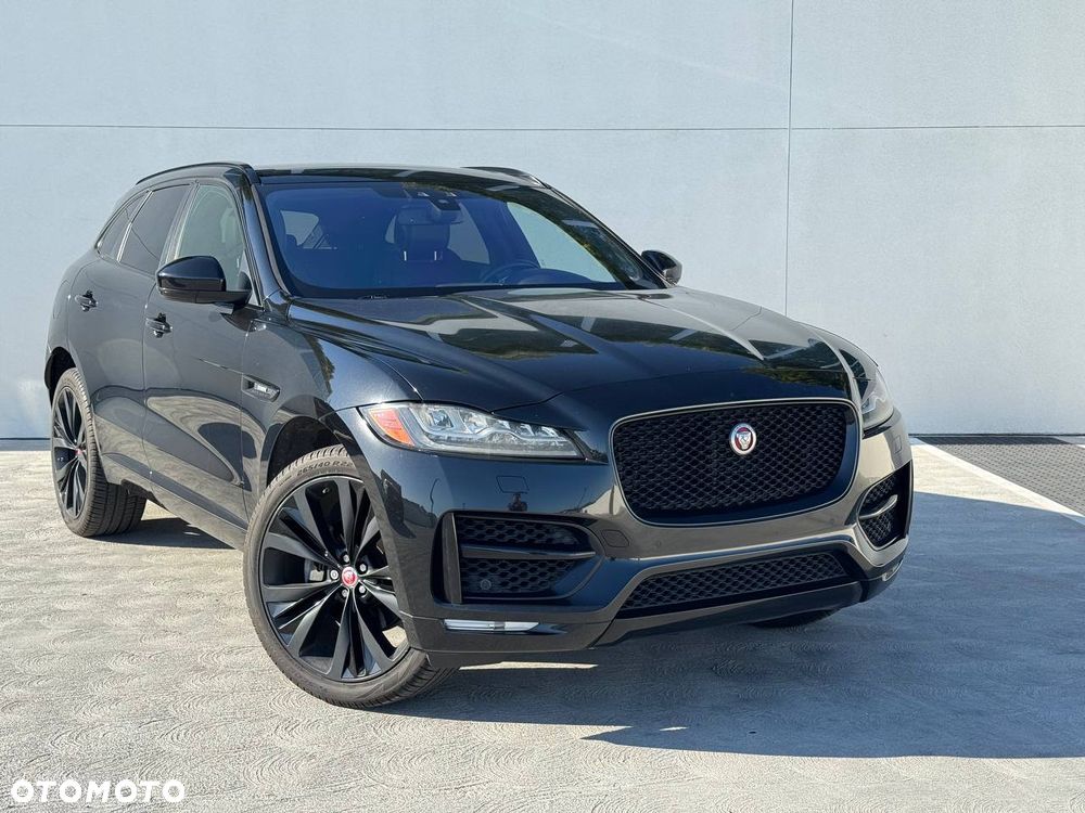 Jaguar F-Pace P250 AWD R-Dynamic S - 3