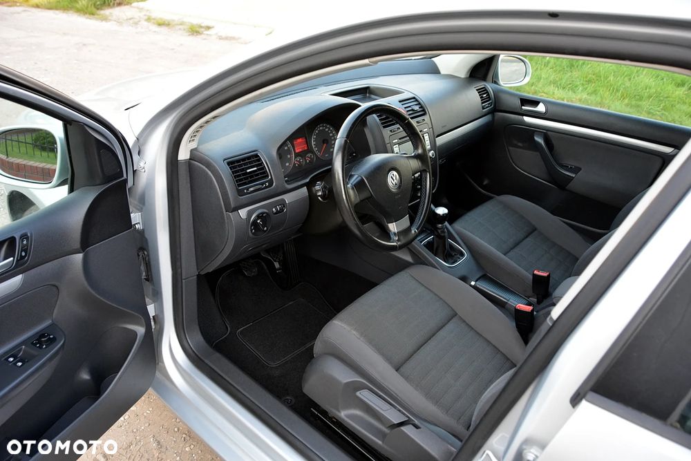 Volkswagen Golf 1.6 Edition - 6