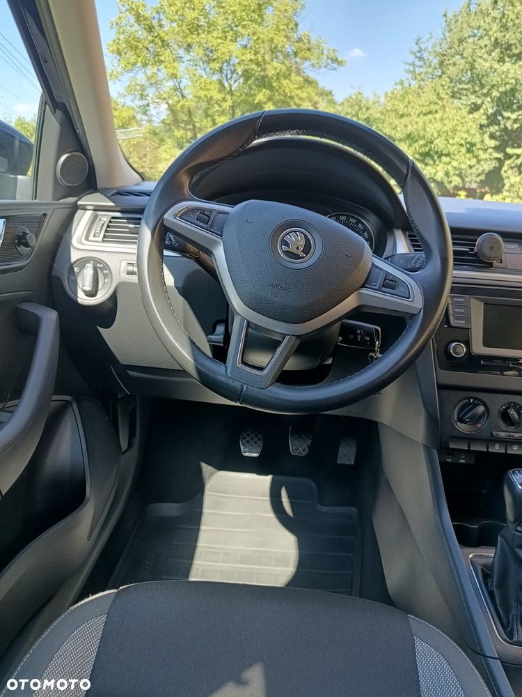 Skoda RAPID 1.2 TSI Ambition - 18