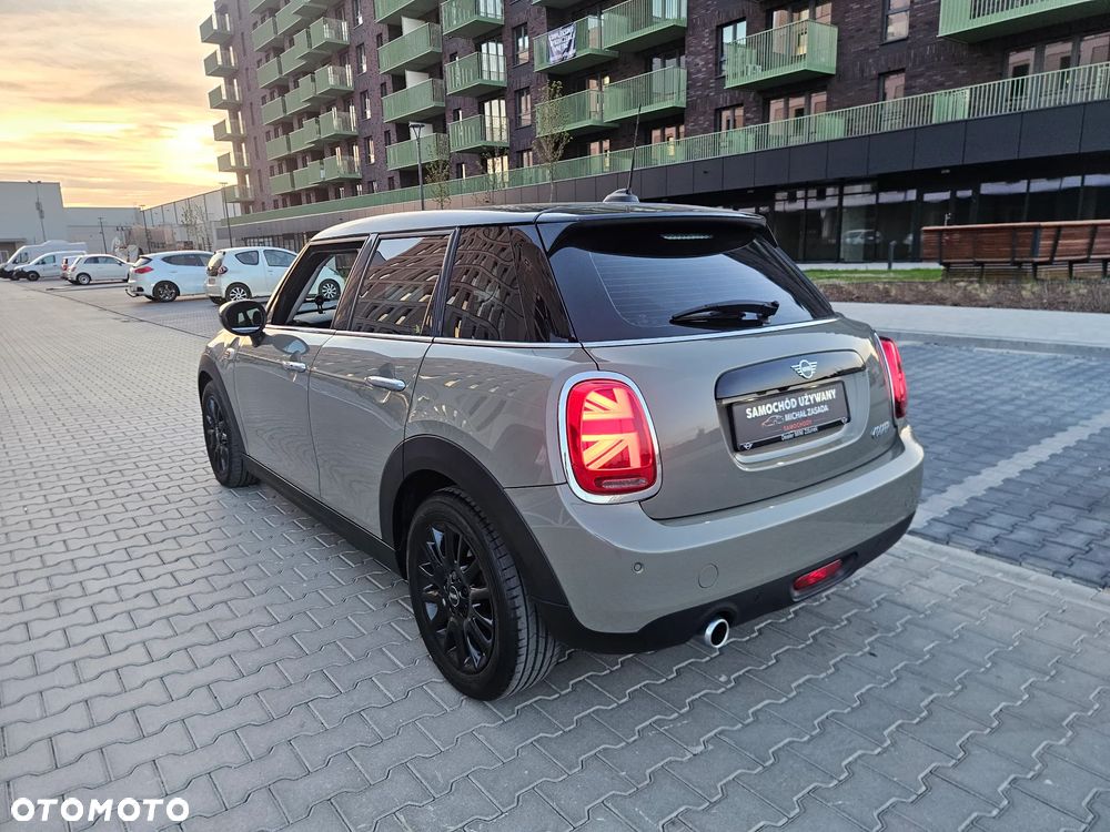 MINI Cooper Standard - 38