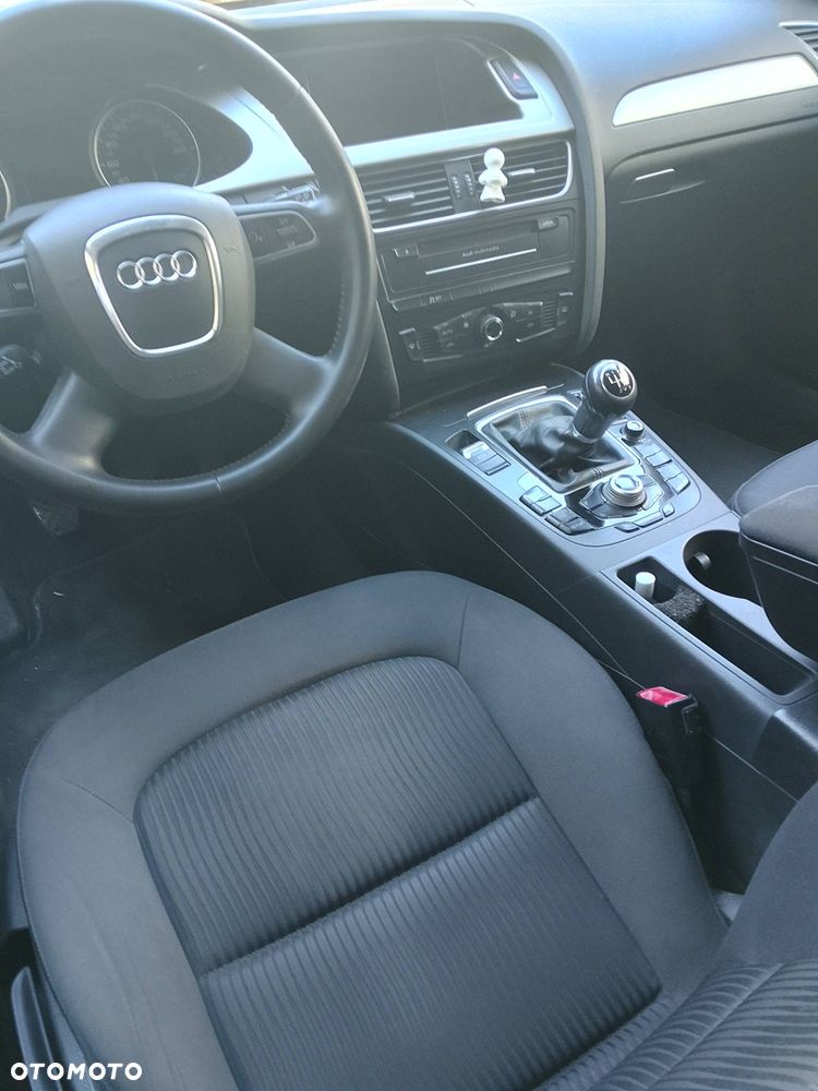 Audi A4 Avant - 12