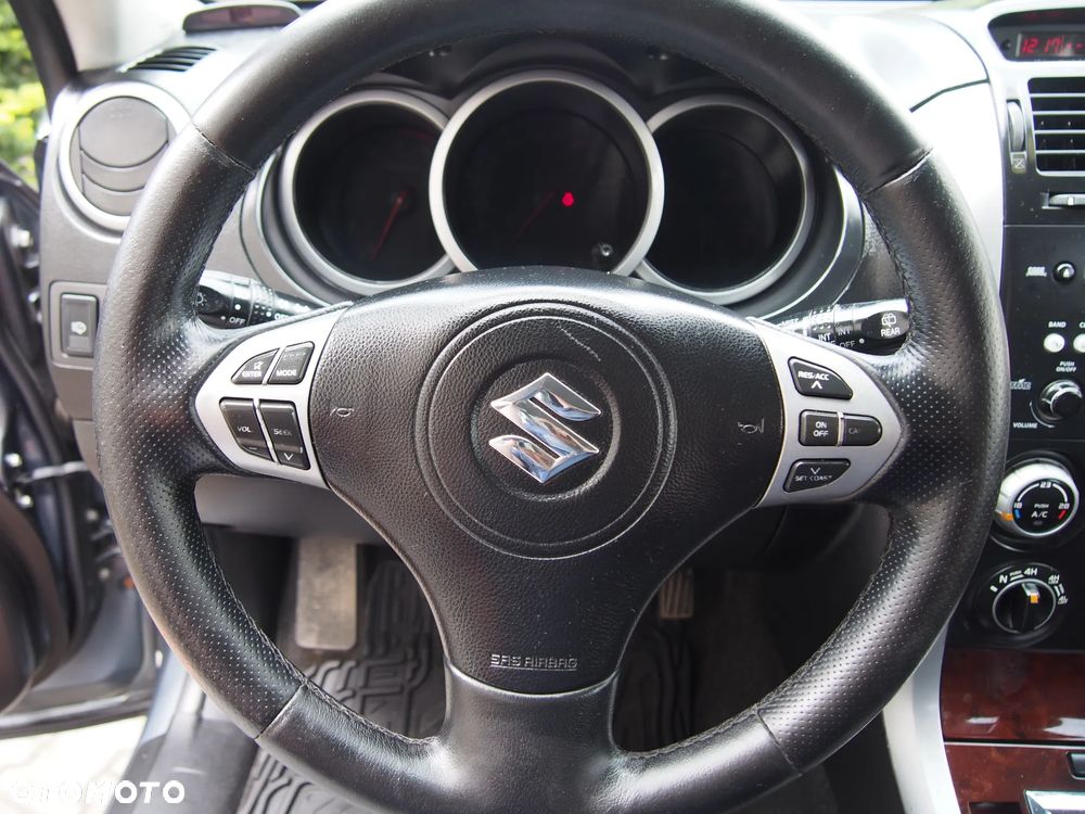 Suzuki Grand Vitara 1.9 DDiS De Luxe - 19