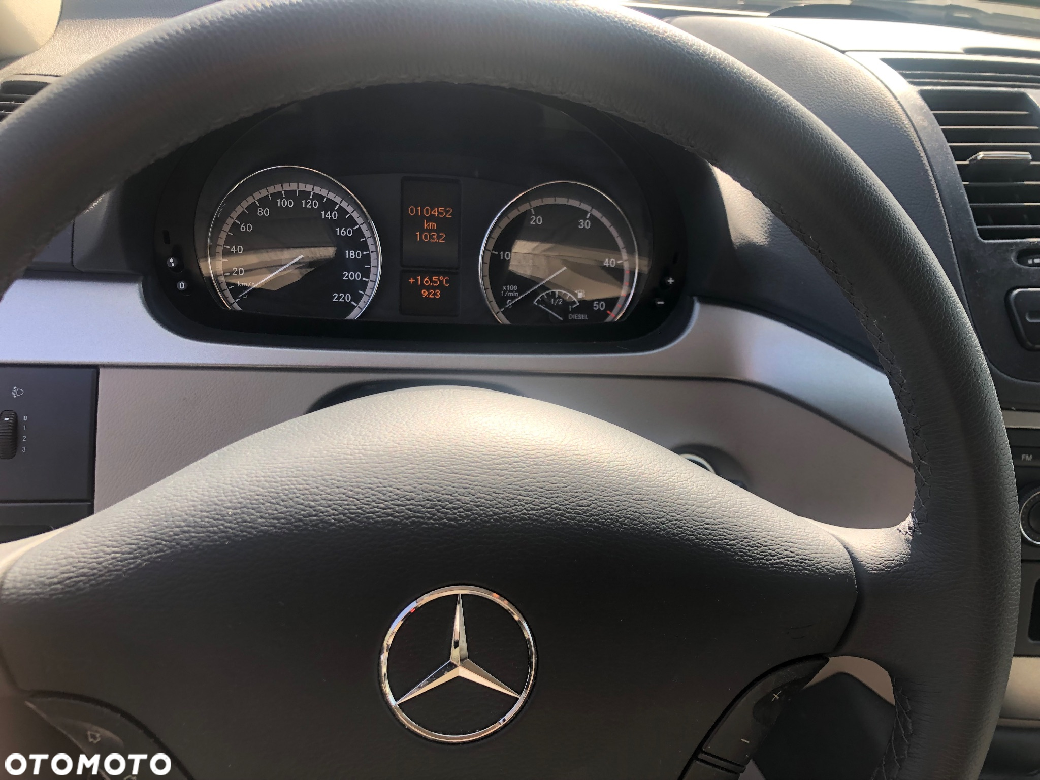 Mercedes-Benz Viano - 6