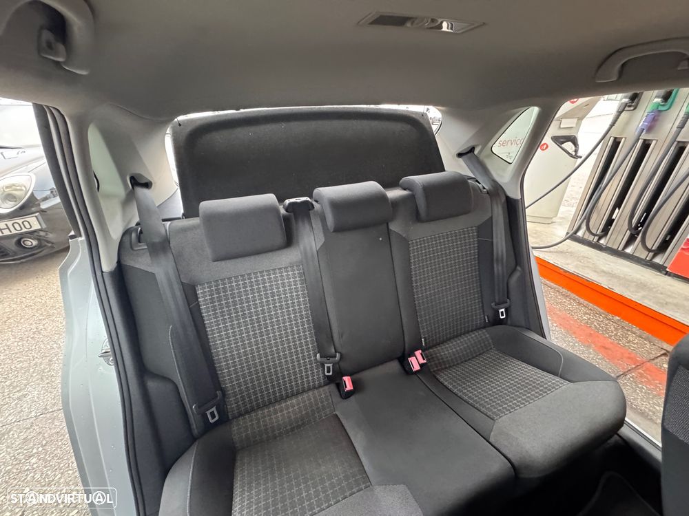 VW Polo 1.4 TDi Confortline - 13