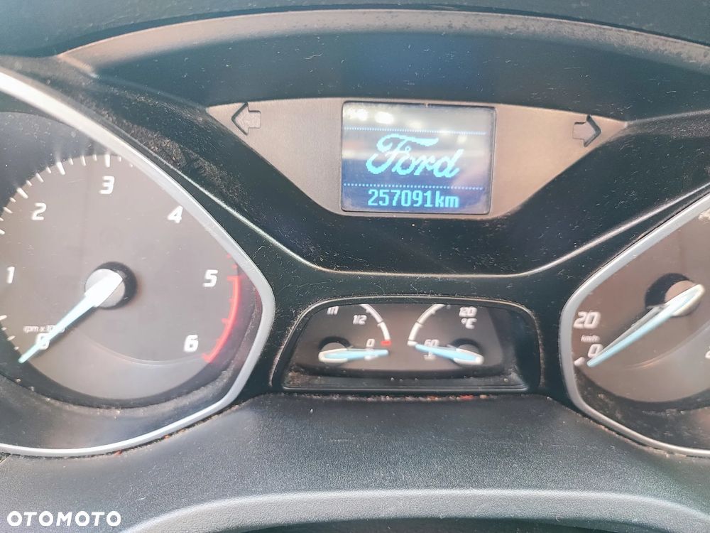 Ford Focus - 2