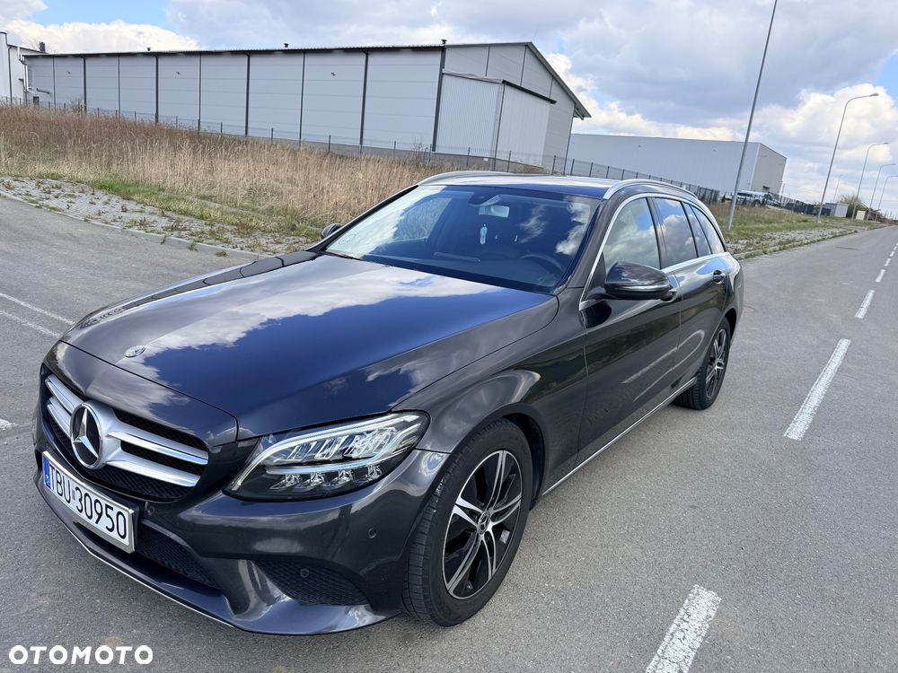 Mercedes-Benz Klasa C 220 d 4Matic 9G-TRONIC Avantgarde - 2
