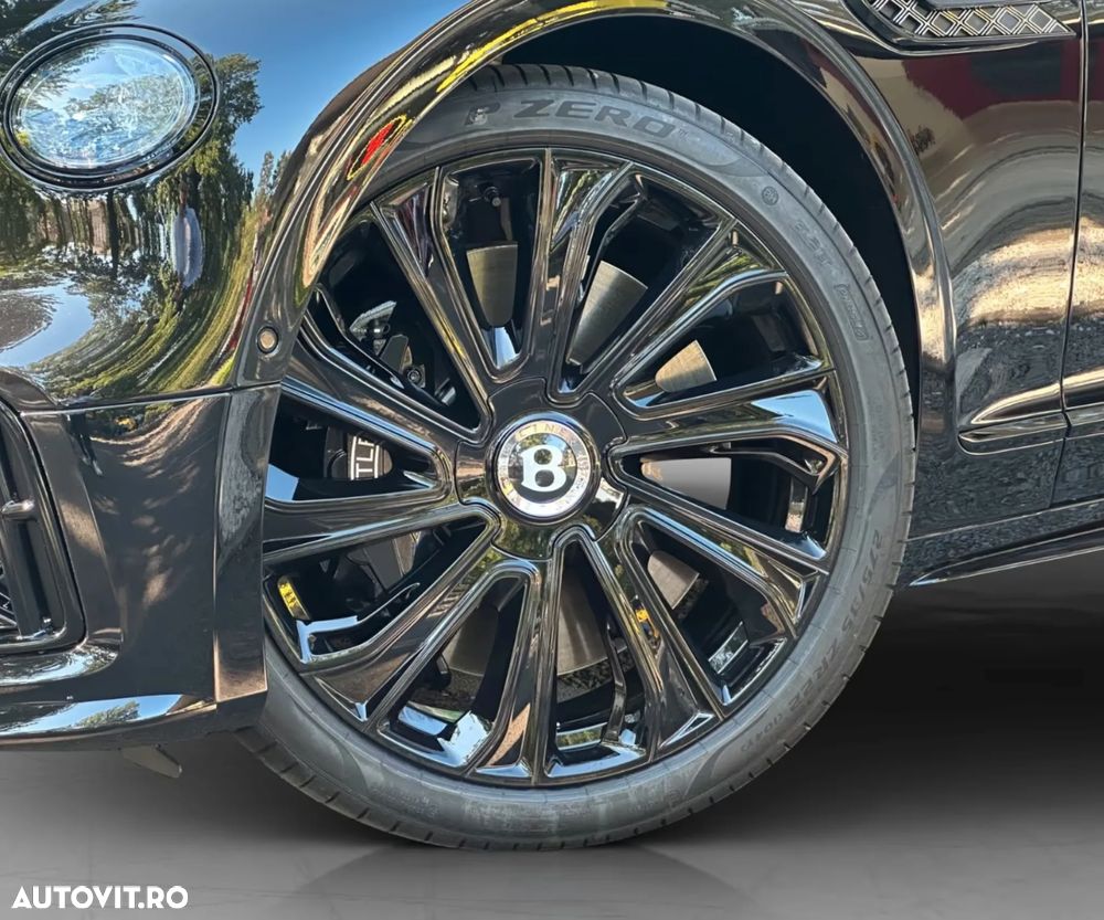 Bentley Flying Spur - 17