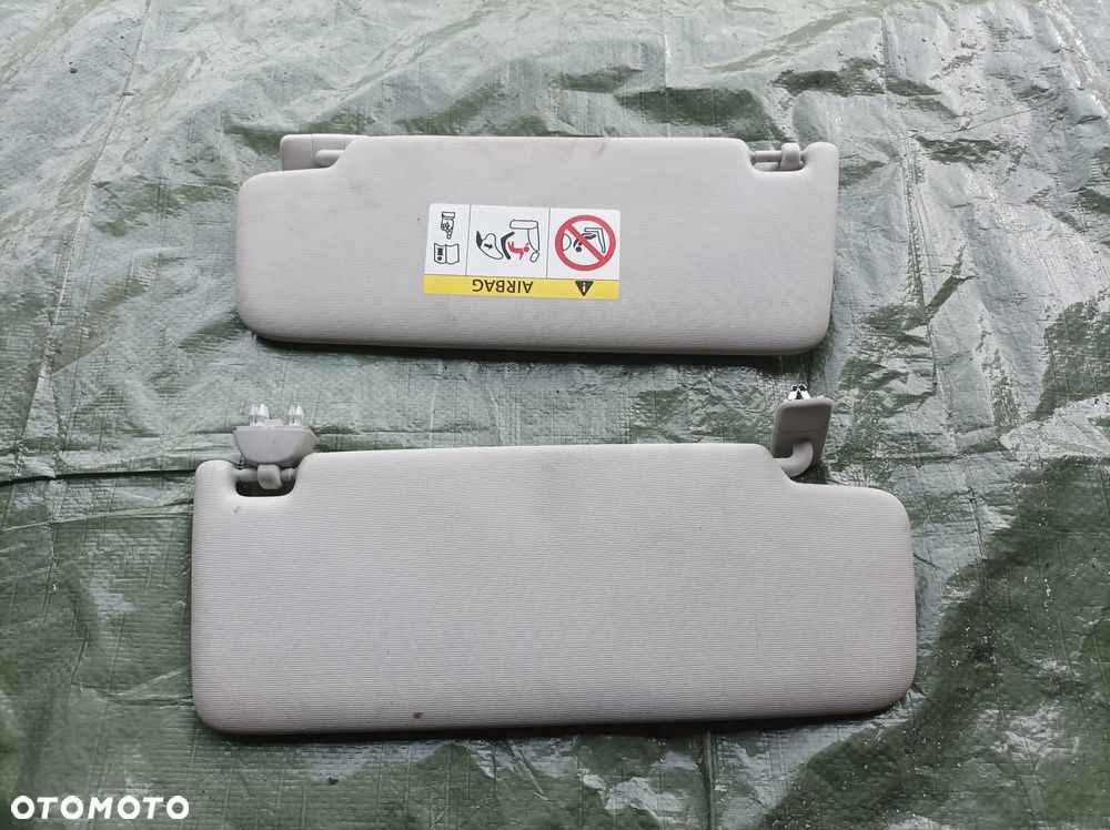 Skoda Fabia III Octavia III daszek słonecznik osłona prawa lewa 5G0857552DC - 2