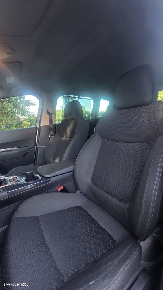 Peugeot 3008 1.6 HDi Allure - 8