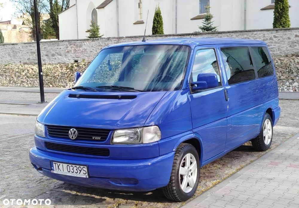 Volkswagen Caravelle 2001 photo 2