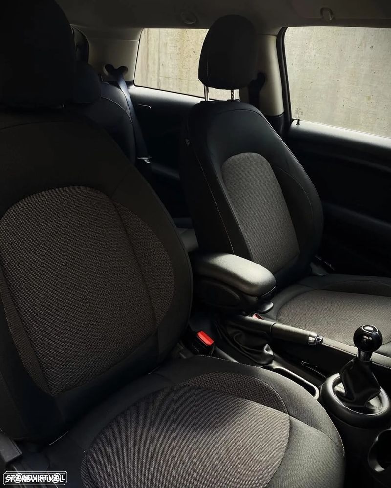 MINI 3 Portas One D - 5