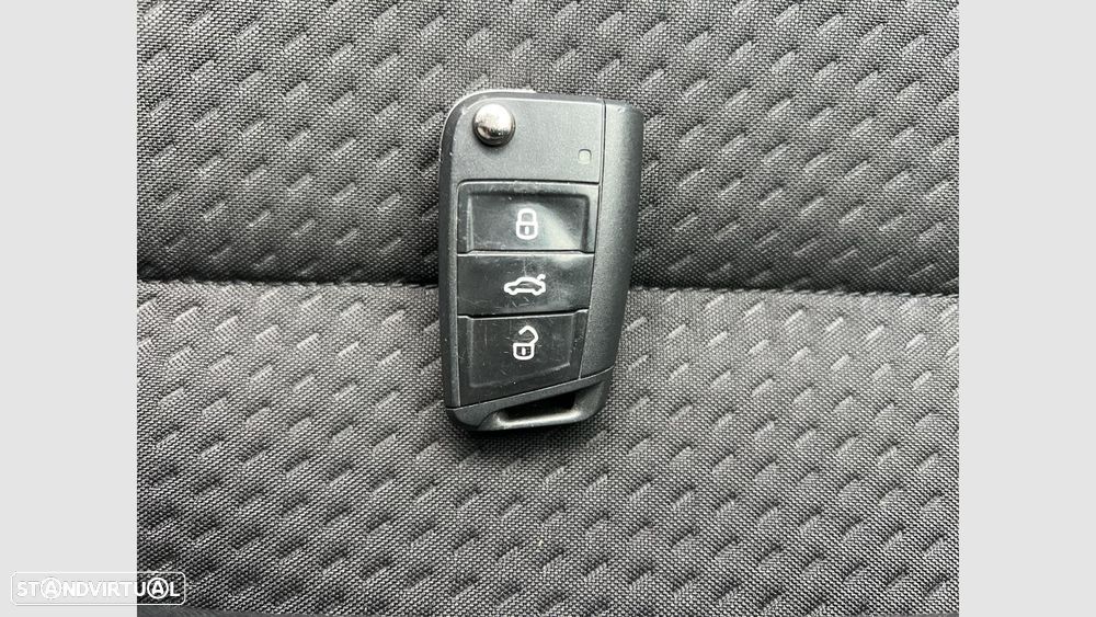 VW Polo 1.0 TSI Urban - 17