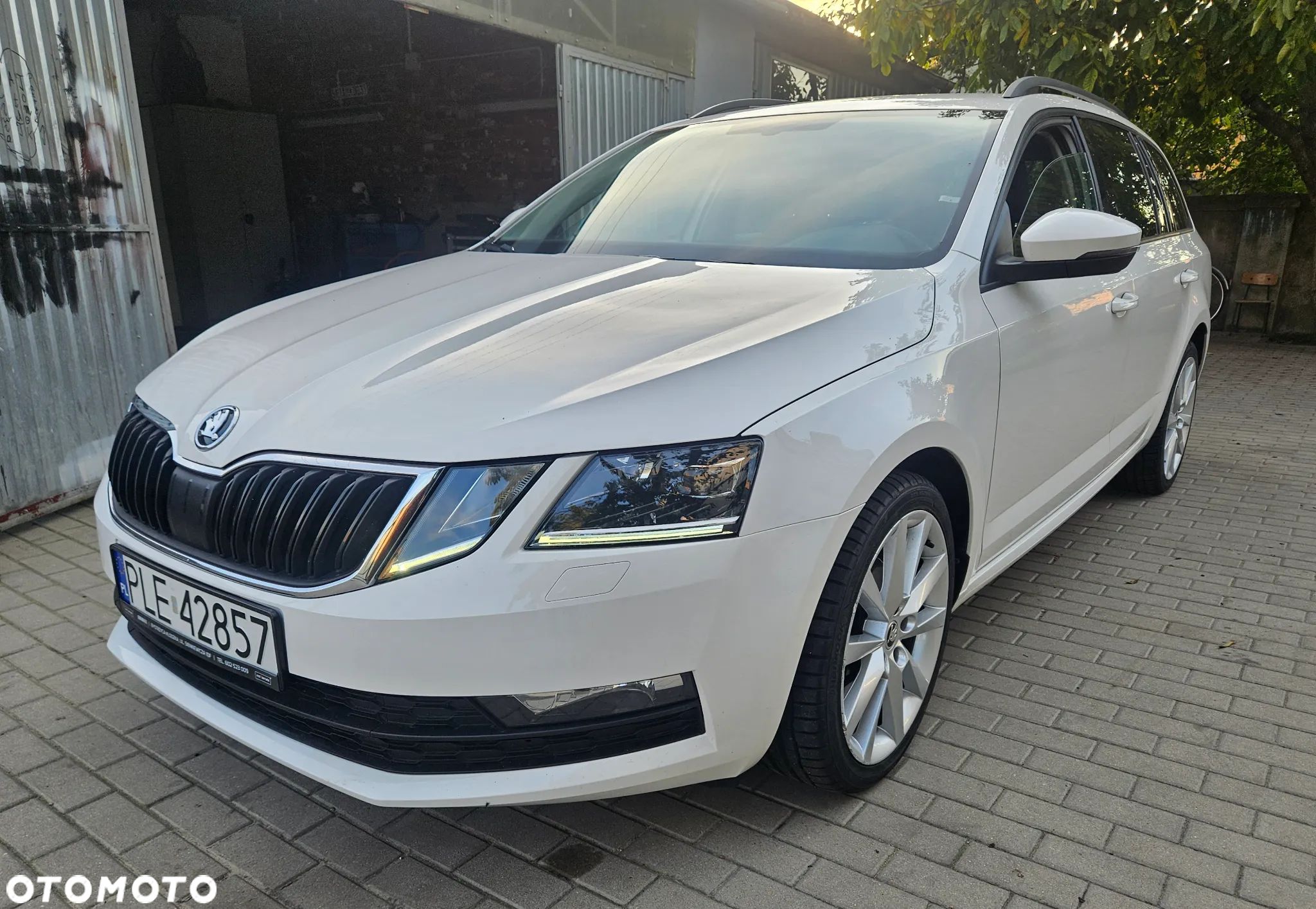 Skoda Octavia 2.0 TDI DSG Soleil - 1