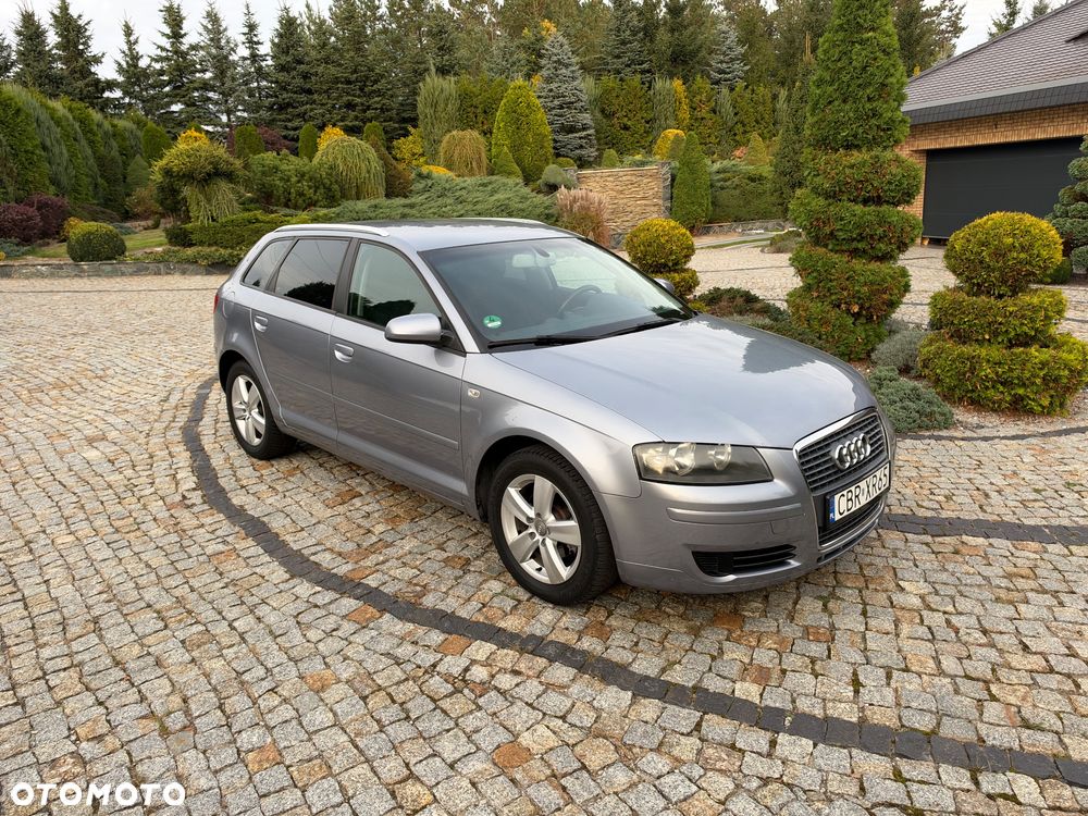Audi A3 Sportback - 2