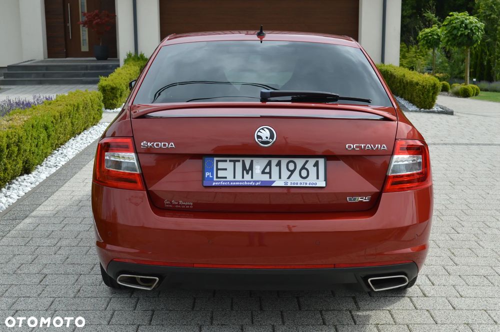 Skoda Octavia 2.0 TDI RS DSG - 14