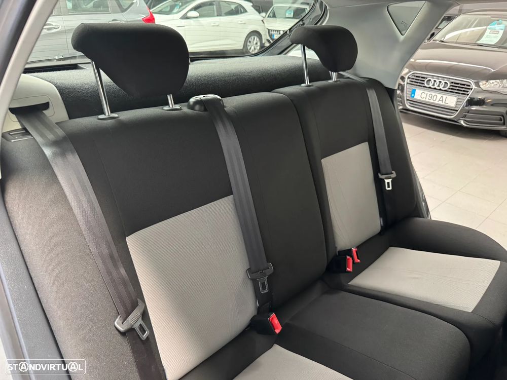 SEAT Ibiza 1.6 TDI CR Reference - 23