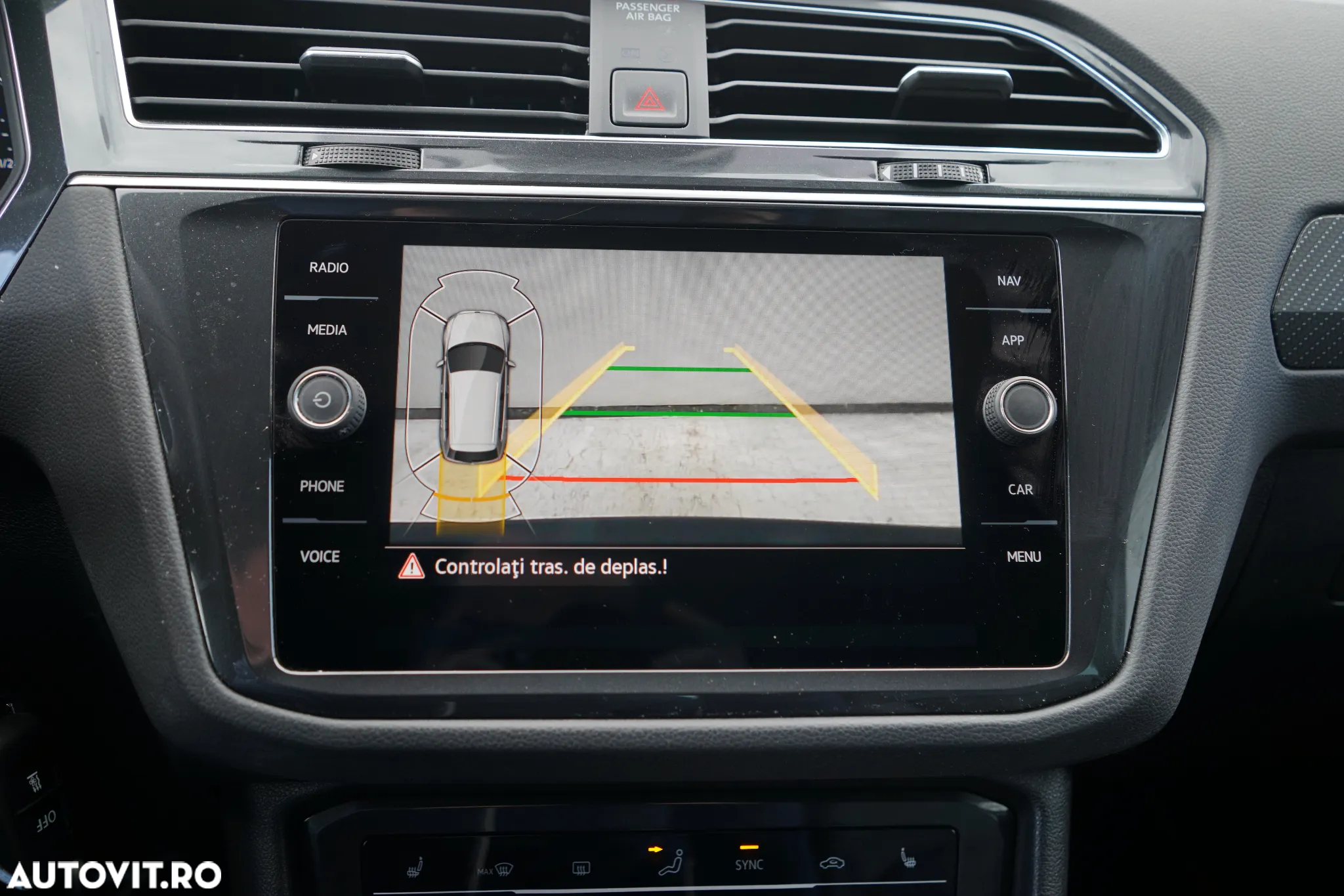 Volkswagen Tiguan 2.0 TDI SCR 4MOTION DSG R-Line - 21