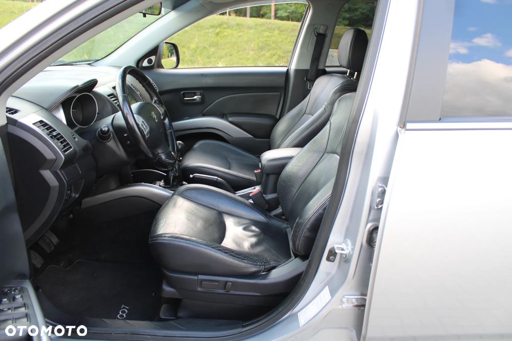 Peugeot 4007 - 19