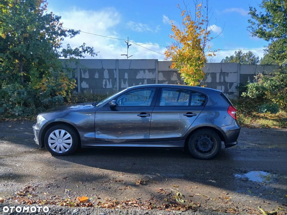 BMW Seria 1 118d - 8