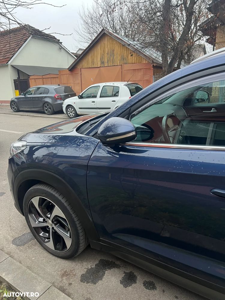 Hyundai Tucson 2.0 CRDI 4WD Premium - 18