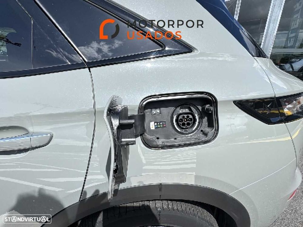 DS DS7 Crossback E-Tense Bastille+ EAT8 - 12