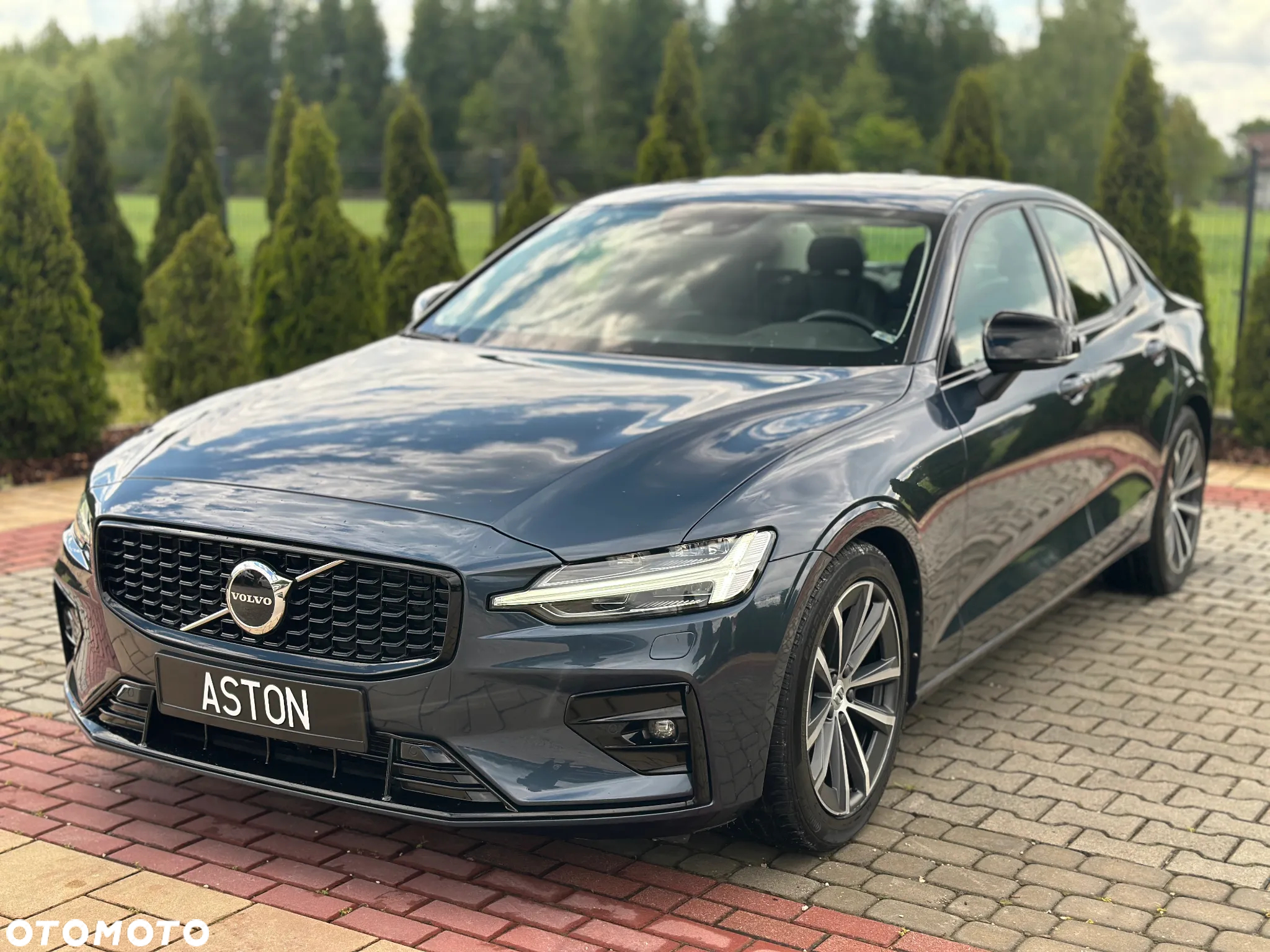 Volvo S60 B5 B AWD Plus Dark - 12