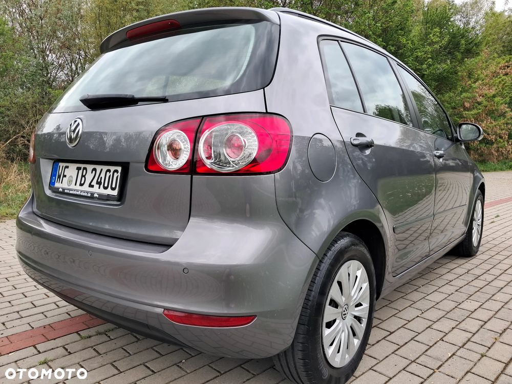 Volkswagen Golf Plus - 10