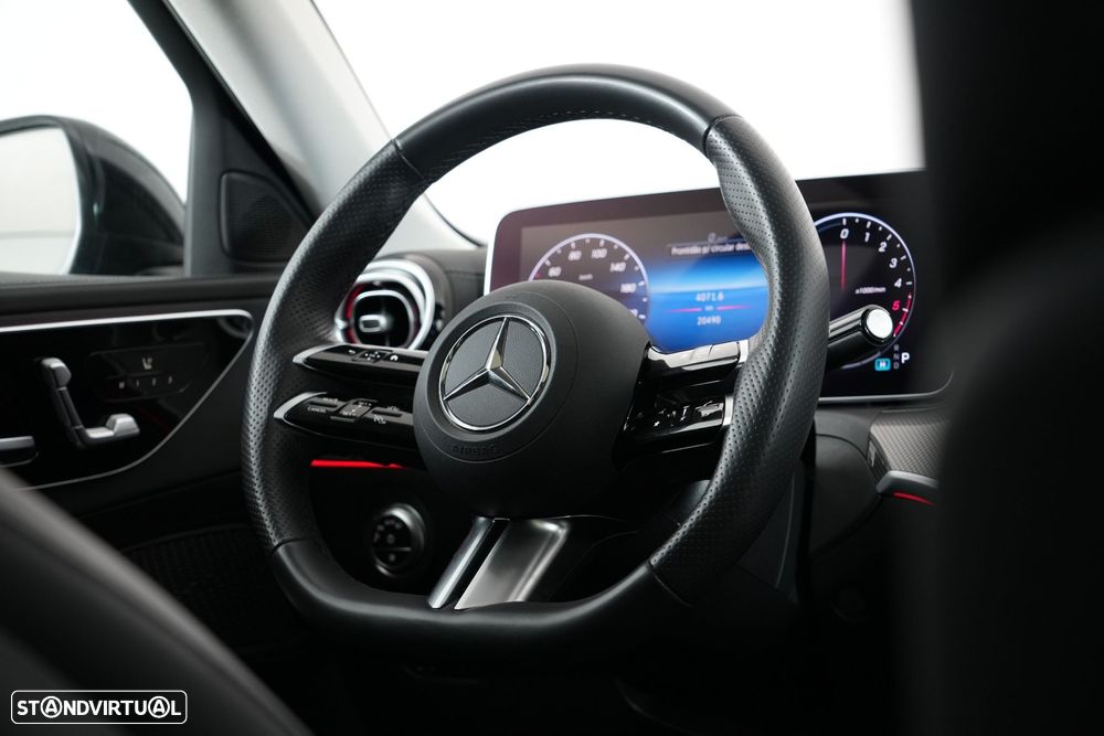 Mercedes-Benz C 300 de AMG Line - 38