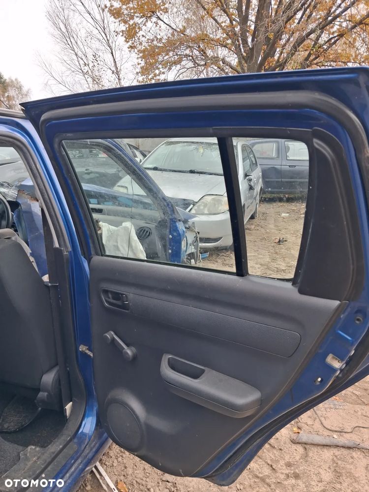 Suzuki Swift drzwi prawy tyl ZCG - 6