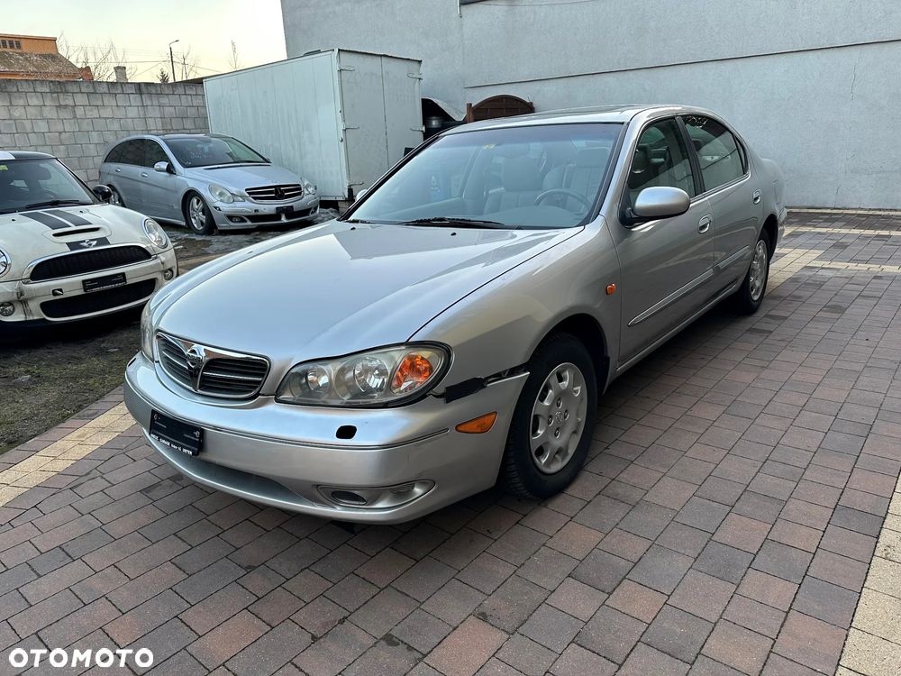 Nissan Maxima