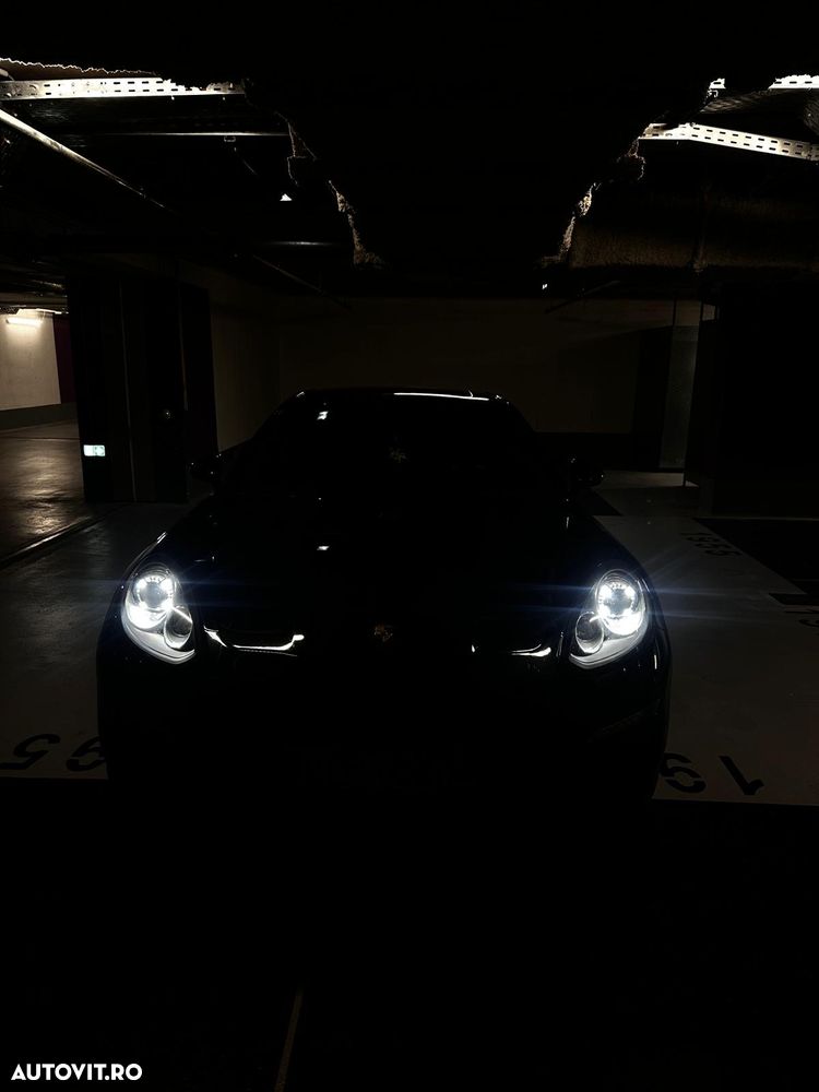Porsche Panamera - 14