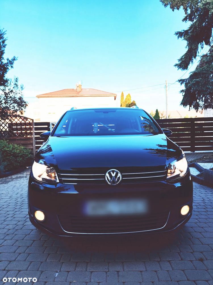 Volkswagen Touran - 10