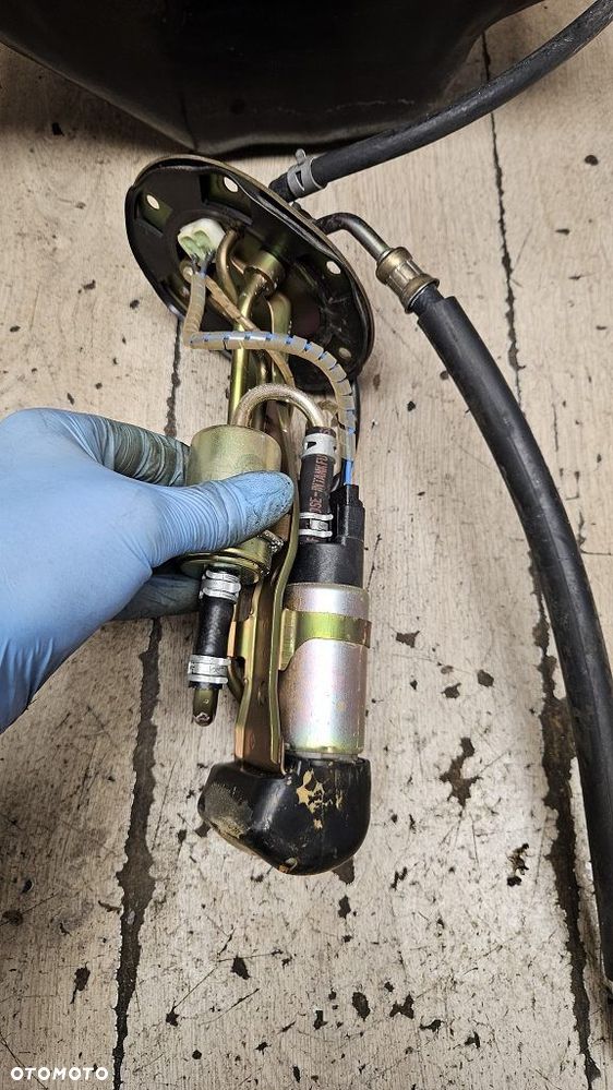 Pompa paliwa zbiornik bak przewód Honda ST1300 Pan European - 9