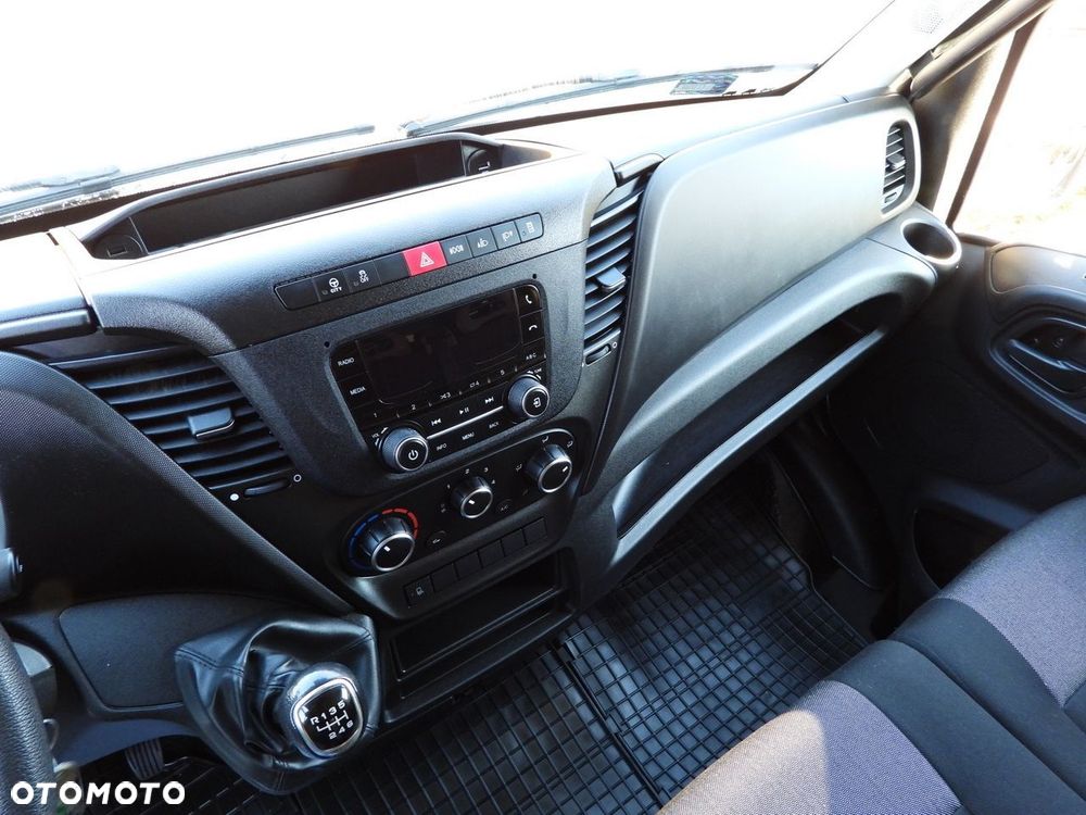 Iveco DAILY 50C16 PLANDEKA 10 PALET TEMPOMAT BLIŹNIACZE KOŁA KLIMATYZACJA  160KM - 34