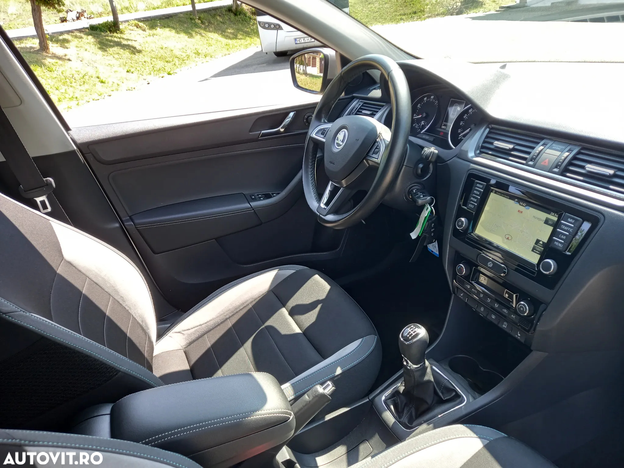 Skoda RAPID 1.2 TSI (Green tec) Joy - 6