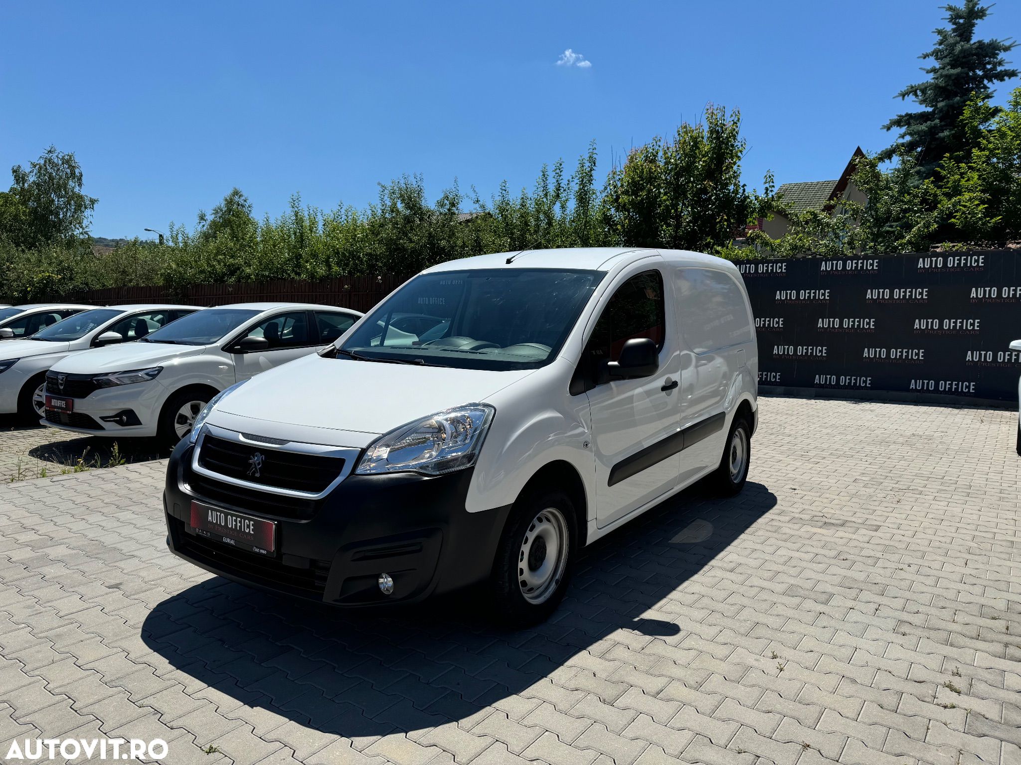 Peugeot Partner Combi 1.6 HDi 75 CP Confort FAP - 1