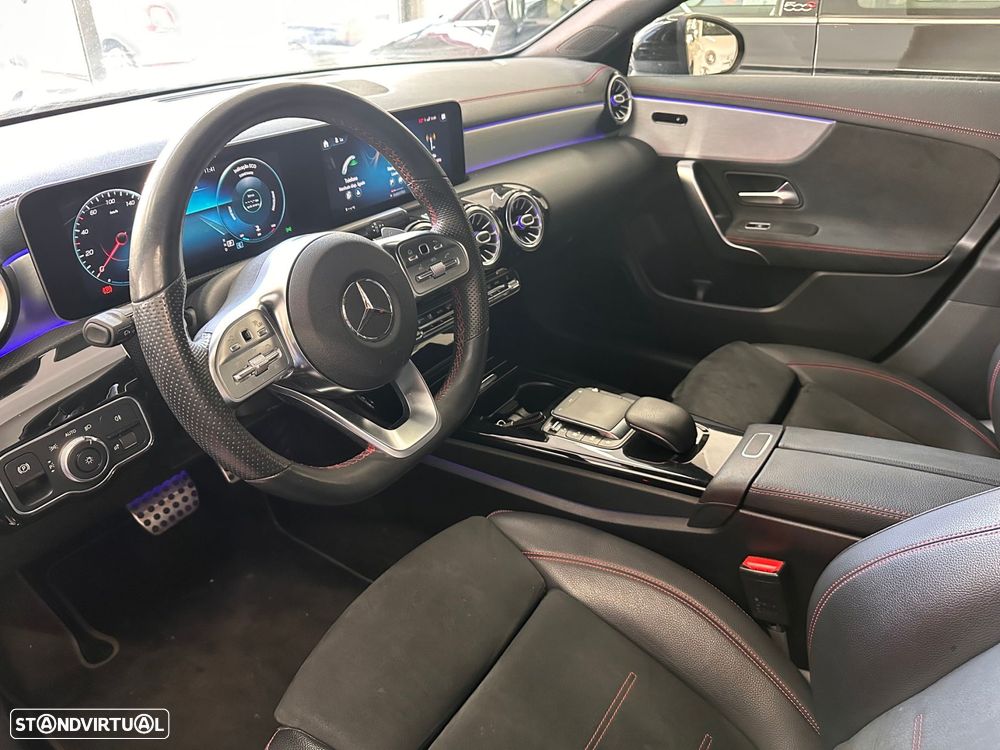 Mercedes-Benz CLA 180 - 11